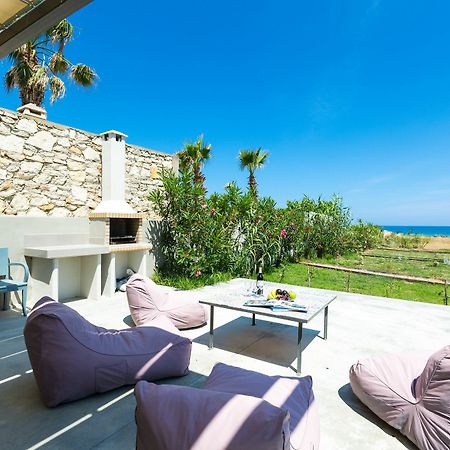 Yiannis Apartments Adelianos Kampos Exterior foto